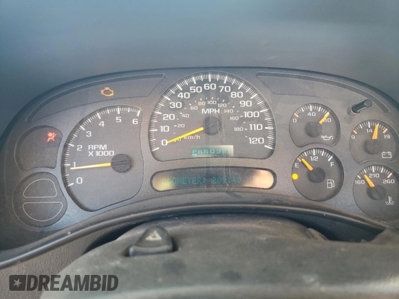 2005 Chevrolet Silverado 1500 Work Truck с VIN 1GCEC14V45Z233374, выставлен на аукционе Copart как лот 73718324 с пробегом 201 140 миль миль и Списание • Salvage title. История ставок и продаж доступна на DreamBid. Изображение 9.
