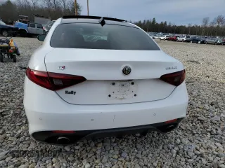 2017 Alfa Romeo Giulia Ti with VIN ZARFAEEN1H7552950, listed as a Copart auction lot 67524392 with 45,009 mi miles. Bid and sale history available at carsss.com. Image 6.