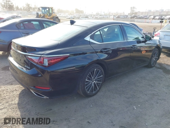 2024 Lexus ES with VIN 58ADZ1B10RU167407, listed as a IAAI auction lot 41936001 with 17,756 mi miles. Bid and sale history available at carsss.com. Image 4.