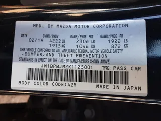 2019 Mazda Mazda3 Hatchback with VIN JM1BPBJM2K1125001, listed as a Copart auction lot 38171733 with 0 mi miles. Bid and sale history available at carsss.com. Image 12.