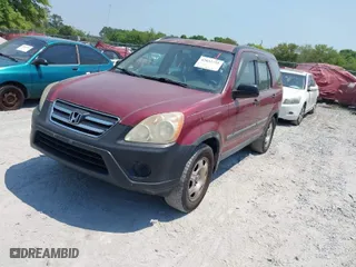 2005 Honda CR-V LX with VIN SHSRD68535U303838, listed as a IAAI auction lot 42032721 with 167,721 mi miles. Bid and sale history available at carsss.com. Image 2.
