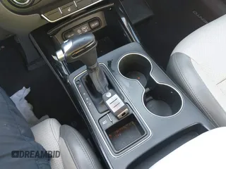 2016 Kia Sorento SXL z VIN 5XYPK4A50GG115809, wystawiony jako IAAI lot #42549327 z przebiegiem 102 958 mil mil oraz . Historia ofert i sprzedaży dostępna na DreamBid. Obrazek 11.