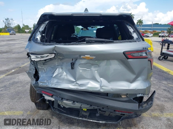 2025 Chevrolet Equinox AWD LT with VIN 3GNAXPEG9SL310420, listed as a IAAI auction lot 42640625 with 3,353 mi miles and . Bid and sale history available at DreamBid. Image 6.
