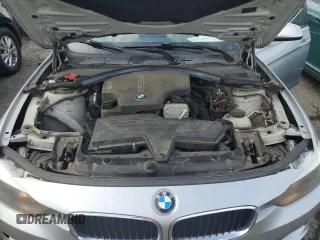 2013 BMW 3 Series 328i xDrive z VIN WBA3B5C54DJ598845, wystawiony jako Copart lot #62359705 z przebiegiem 116 699 mil mil oraz Szkoda całkowita • Salvage title. Historia ofert i sprzedaży dostępna na DreamBid. Obrazek 11.