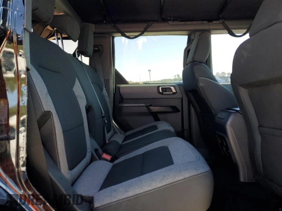 2022 Ford Bronco with VIN 1FMDE5BH6NLB01029, listed as a Copart auction lot 45603155 with 98,385 mi miles and Salvage Title. Bid and sale history available at DreamBid. Image 11.