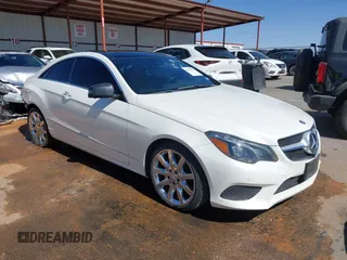 2014 Mercedes-Benz E 350 z VIN WDDKJ8JB7EF257896, wystawiony jako IAAI lot #42291137 z przebiegiem 124 499 mil mil oraz . Historia ofert i sprzedaży dostępna na DreamBid. Obrazek 1.