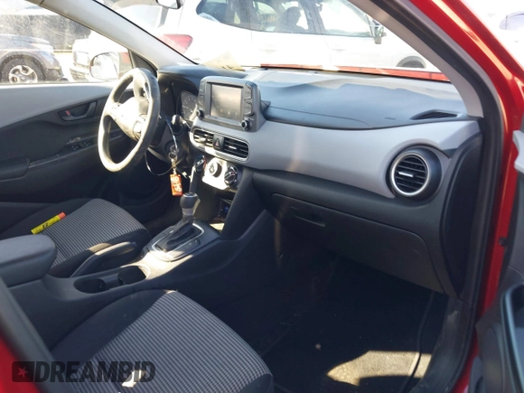 2021 Hyundai Kona SE with VIN KM8K12AA7MU645814, listed as a IAAI auction lot 41852932 with 85,044 mi miles and . Bid and sale history available at DreamBid. Image 5.