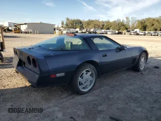 1988 Chevrolet Corvette z VIN 1G1YY2183J5110937, wystawiony jako Copart lot #87162404 z przebiegiem 57 939 mil mil oraz Czysty tytuł • Clean title. Historia ofert i sprzedaży dostępna na DreamBid. Obrazek 3.
