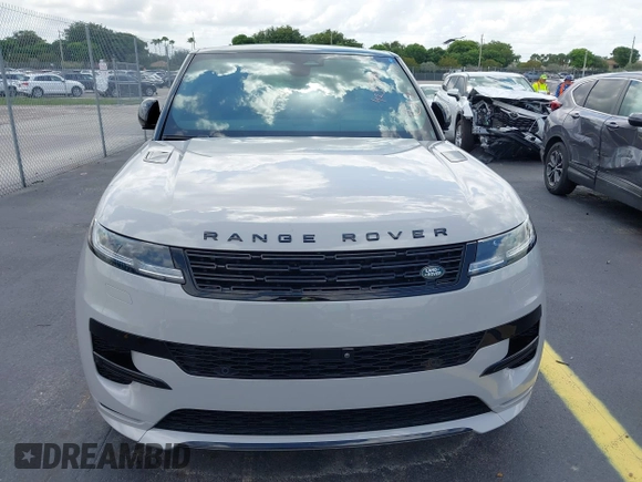2024 Land Rover Range Rover Sport Dynamic SE z VIN SAL1L9FU7RA180295, wystawiony jako IAAI lot #42350067 z przebiegiem 10 776 mil mil oraz . Historia ofert i sprzedaży dostępna na DreamBid. Obrazek 12.