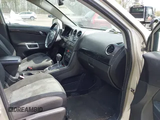2014 Chevrolet Captiva Sport LT with VIN 3GNAL3EK1ES560043, listed as a IAAI auction lot 42049586 with 149,268 mi miles. Bid and sale history available at carsss.com. Image 5.