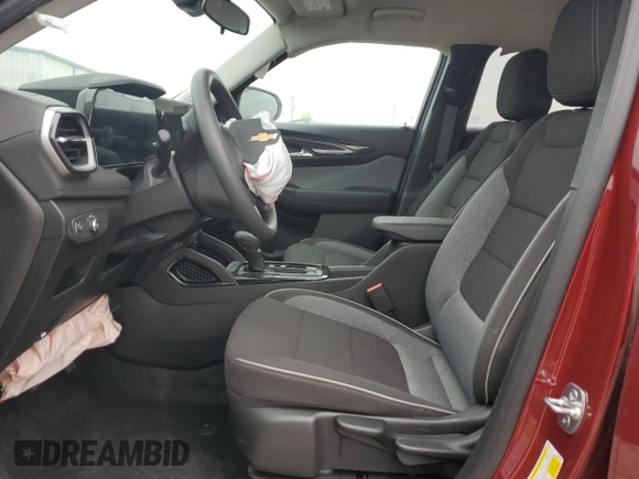 2024 Chevrolet TrailBlazer LS with VIN KL79MNSL7RB185629, listed as a Copart auction lot 84174374 with 2,011 mi miles and Clean Title. Bid and sale history available at DreamBid. Image 7.