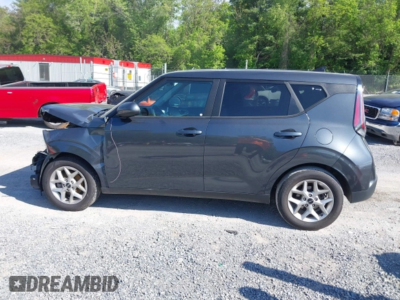 2023 Kia Soul LX with VIN KNDJ23AU8P7883705, listed as a IAAI auction lot 42212658 with 43,707 mi miles and . Bid and sale history available at DreamBid. Image 14.