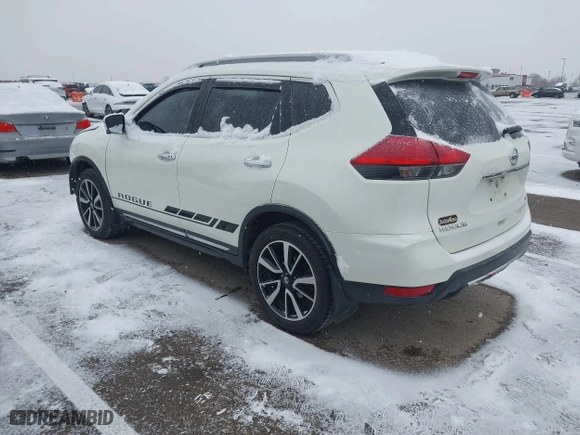 2017 Nissan Rogue SL with VIN 5N1AT2MV9HC792104, listed as a IAAI auction lot 40991192 with 82,393 mi miles. Bid and sale history available at carsss.com. Image 3.