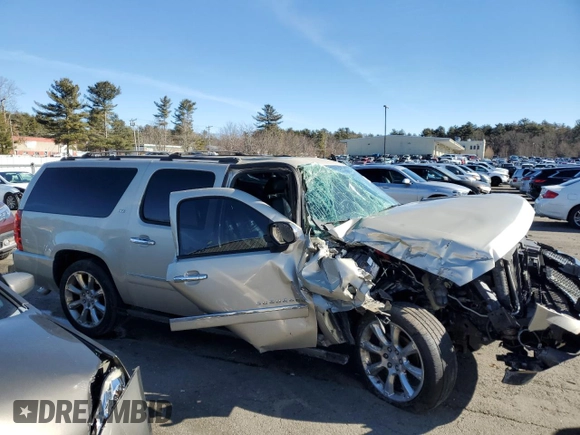 2013 Chevrolet Suburban LTZ with VIN 1GNSCKE03DR186954, listed as a Copart auction lot 44085645 with 0 mi miles and Salvage Title. Bid and sale history available at carsss.com. Image 4.