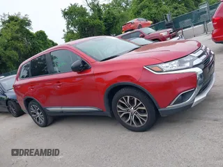 2018 Mitsubishi Outlander ES z VIN JA4AZ3A35JZ019378, wystawiony jako IAAI lot #42365556 z przebiegiem 98 449 mil mil oraz . Historia ofert i sprzedaży dostępna na DreamBid. Obrazek 13.