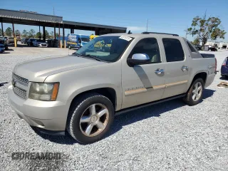 2008 Chevrolet Avalanche LS z VIN 3GNEC12J48G261025, wystawiony jako Copart lot #48315515 z przebiegiem 244 707 mil mil oraz Czysty tytuł • Clean title. Historia ofert i sprzedaży dostępna na DreamBid. Obrazek 1.