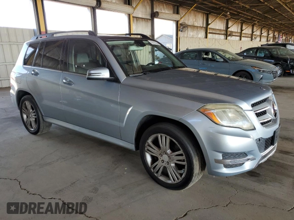 2013 Mercedes-Benz GLK 350 z VIN WDCGG5HBXDG036556, wystawiony jako Copart lot #55187305 z przebiegiem 173 156 mil mil oraz Tytuł czysty. Historia ofert i sprzedaży dostępna na DreamBid. Obrazek 4.
