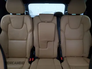 2025 Volvo XC90 Plug-In Hybrid Ultra z VIN YV4H60PFXS1305589, wystawiony jako Copart lot #48111435 z przebiegiem Nie podano mil oraz Szkoda całkowita • Salvage title. Historia ofert i sprzedaży dostępna na DreamBid. Obrazek 10.