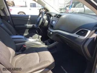 2019 Dodge Journey SE Value Pkg with VIN 3C4PDCAB4KT749734, listed as a IAAI auction lot 41846651 with 77,690 mi miles. Bid and sale history available at carsss.com. Image 5.