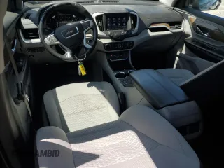 2019 GMC Terrain SLE z VIN 3GKALTEV2KL232966, wystawiony jako Copart lot #57748455 z przebiegiem 96 098 mil mil oraz Szkody całkowita. Historia ofert i sprzedaży dostępna na DreamBid. Obrazek 8.