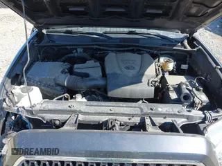 2018 Toyota Tacoma SR with VIN 5TFCZ5AN9JX123749, listed as a IAAI auction lot 41768884 with 42,852 mi miles and . Bid and sale history available at DreamBid. Image 10.