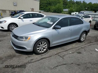 2013 Volkswagen Jetta SE с VIN 3VWDX7AJ6DM440558, выставлен на аукционе Copart как лот 59356685 с пробегом 72 946 миль миль и Списание • Salvage title. История ставок и продаж доступна на DreamBid. Изображение 1.