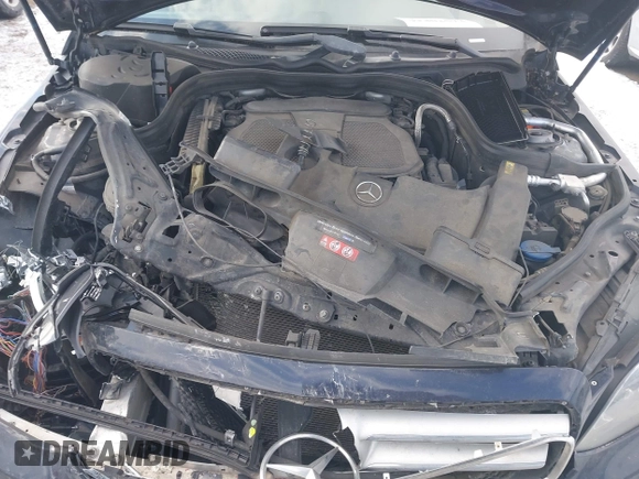 2014 Mercedes-Benz E 350 Luxury with VIN WDDHF8JB3EB029025, listed as a IAAI auction lot 41402573 with Not provided miles and . Bid and sale history available at DreamBid. Image 10.