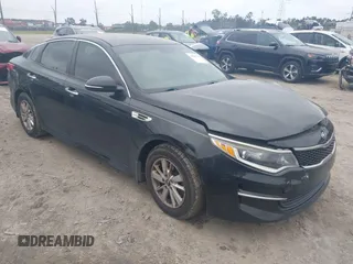 2016 Kia Optima LX z VIN 5XXGT4L35GG107198, wystawiony jako IAAI lot #41941229 z przebiegiem 140 636 mil mil oraz . Historia ofert i sprzedaży dostępna na DreamBid. Obrazek 1.