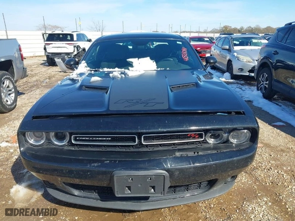 2015 Dodge Challenger R/T with VIN 2C3CDZAT9FH861314, listed as a IAAI auction lot 41373091 with 32,615 mi miles. Bid and sale history available at carsss.com. Image 12.