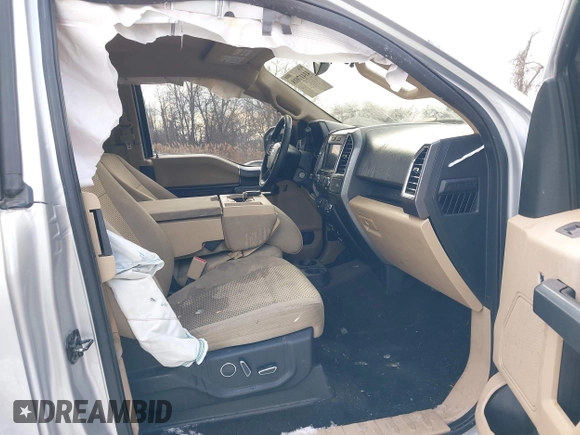 2016 Ford F-150 XLT with VIN 1FTEX1EP7GFC38318, listed as a IAAI auction lot 41417018 with 107,838 mi miles. Bid and sale history available at carsss.com. Image 5.
