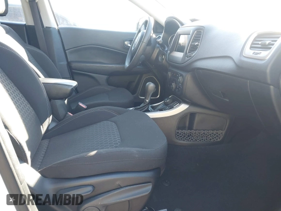 2020 Jeep Compass Sport with VIN 3C4NJDAB3LT210111, listed as a IAAI auction lot 41286048 with 78,372 mi miles and . Bid and sale history available at DreamBid. Image 5.