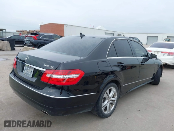 2011 Mercedes-Benz E 350 Luxury with VIN WDDHF2EB0BA323717, listed as a IAAI auction lot 41956889 with 128,957 mi miles and . Bid and sale history available at DreamBid. Image 4.