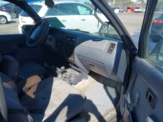 1998 Toyota Tacoma with VIN 4TAWN72N5WZ120258, listed as a IAAI auction lot 41878138 with 268,640 mi miles and . Bid and sale history available at DreamBid. Image 5.