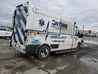 2019 Ford Transit with VIN 1FDYR2CM8KKB86523, listed as a Copart auction lot 80925903 with Not Provided miles and Salvage Title. Bid and sale history available at DreamBid. Image 3.