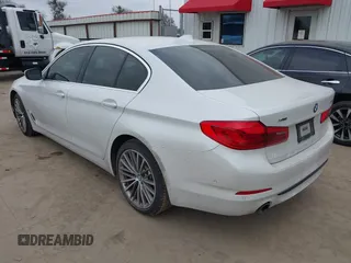 2019 BMW 5 Series 530i xDrive with VIN WBAJA7C51KG912614, listed as a IAAI auction lot 41516131 with 91,022 mi miles and . Bid and sale history available at DreamBid. Image 3.