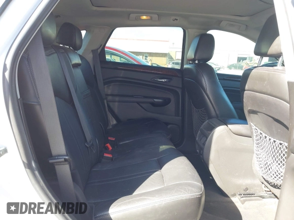 2014 Cadillac SRX Performance Collection with VIN 3GYFNCE31ES646075, listed as a IAAI auction lot 41856378 with 172,379 mi miles. Bid and sale history available at carsss.com. Image 8.