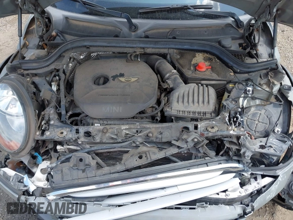 2015 MINI Hardtop 4 Door with VIN WMWXS5C56FT830418, listed as a IAAI auction lot 42132285 with 111,428 mi miles and . Bid and sale history available at DreamBid. Image 10.