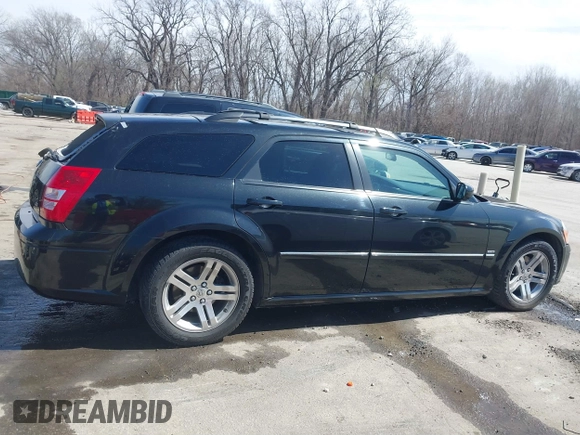 2005 Dodge Magnum RT with VIN 2D4GV58205H610425, listed as a IAAI auction lot 41840499 with 202,786 mi miles. Bid and sale history available at carsss.com. Image 14.