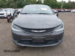 2015 Chrysler 200 S with VIN 1C3CCCBG6FN517903, listed as a IAAI auction lot 40412213 with 84,118 mi miles. Bid and sale history available at carsss.com. Image 12.