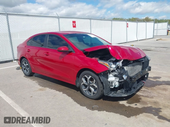 2021 Kia Forte LXS с VIN 3KPF24AD4ME288907, выставлен на аукционе IAAI как лот 42084081 с пробегом 47 786 миль миль и . История ставок и продаж доступна на DreamBid. Изображение 1.