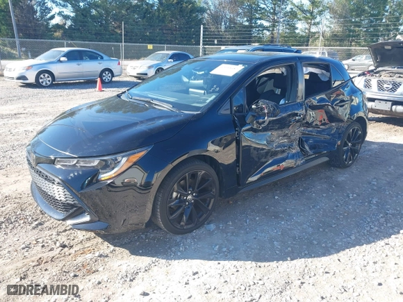 2022 Toyota Corolla Hatchback SE with VIN JTND4MBE7N3159914, listed as a IAAI auction lot 40933687 with 40,585 mi miles. Bid and sale history available at carsss.com. Image 2.