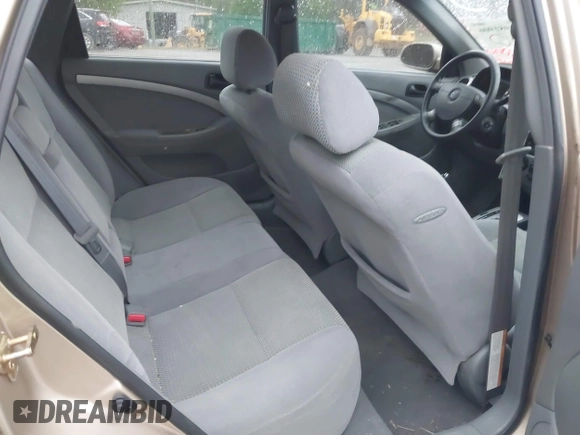 2006 Suzuki Forenza z VIN KL5JD86Z16K291978, wystawiony jako IAAI lot #41981906 z przebiegiem 182 111 mil mil oraz . Historia ofert i sprzedaży dostępna na DreamBid. Obrazek 8.