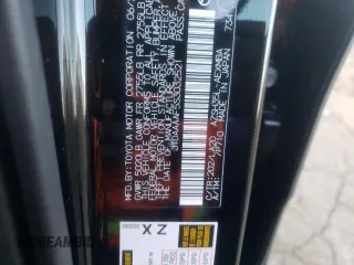 2025 Toyota Crown XLE with VIN JTDAAAAF5S3032521, listed as a Copart auction lot 82568664 with 3,759 mi miles and Salvage Title. Bid and sale history available at carsss.com. Image 14.