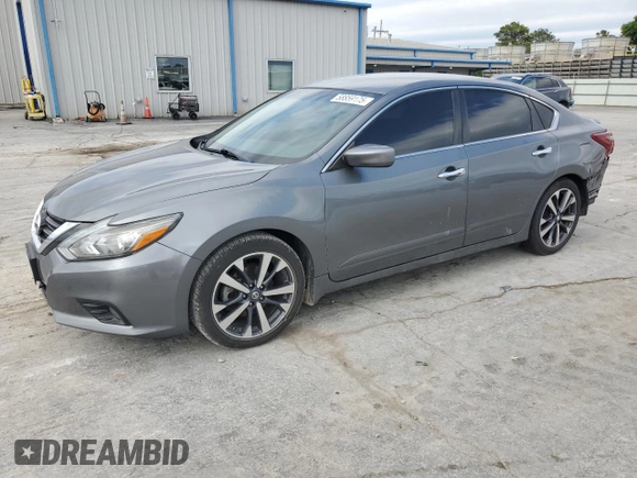 2017 Nissan Altima SR with VIN 1N4AL3AP7HN353364, listed as a Copart auction lot 58859175 with 64,501 mi miles and Salvage title. Bid and sale history available at DreamBid. Image 1.