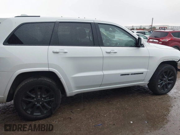 2018 Jeep Grand Cherokee Altitude with VIN 1C4RJFAG4JC320599, listed as a IAAI auction lot 42182661 with 70,957 mi miles and . Bid and sale history available at DreamBid. Image 13.