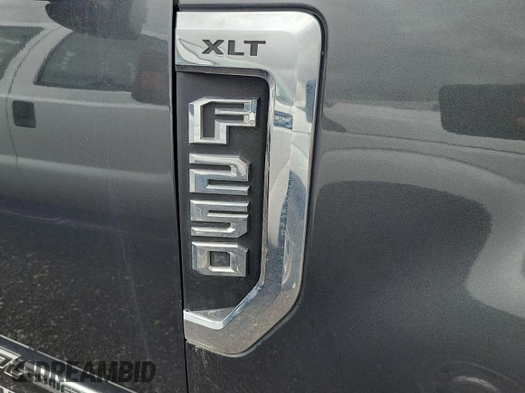 2019 Ford F-250 XL with VIN 1FT7W2BT3KEC61760, listed as a IAAI auction lot 42716762 with 110,167 mi miles and . Bid and sale history available at DreamBid. Image 20.