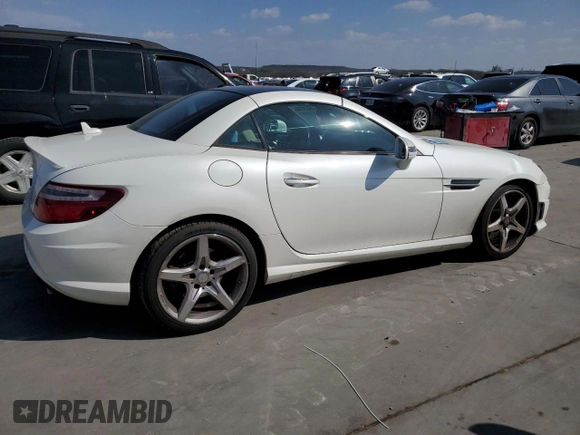 2015 Mercedes-Benz SLK-Class SLK 250 with VIN WDDPK4HA4FF109182, listed as a Copart auction lot 45529764 with 47,542 mi miles. Bid and sale history available at carsss.com. Image 3.