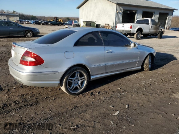 2009 Mercedes-Benz CLK 550 with VIN WDBTJ72J49F263822, listed as a Copart auction lot 86563524 with Not Provided miles and Salvage Title. Bid and sale history available at DreamBid. Image 3.