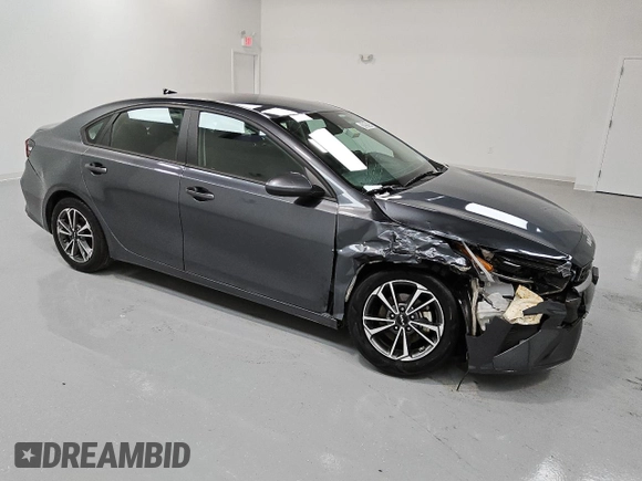 2023 Kia Forte LXS with VIN 3KPF24AD2PE579457, listed as a Copart auction lot 82991054 with 38,822 mi miles and Clean Title. Bid and sale history available at carsss.com. Image 4.