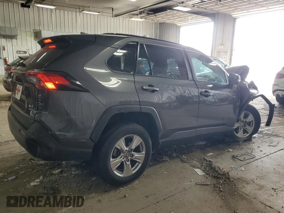 2023 Toyota RAV4 XLE with VIN 2T3P1RFV4PC330699, listed as a Copart auction lot 60452155 with 31,424 mi miles and Salvage title. Bid and sale history available at DreamBid. Image 3.